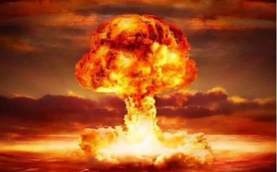 美方专家表示，一旦美方向着中方开战，不管是核武器还是什么，中方都会应接不暇，如果