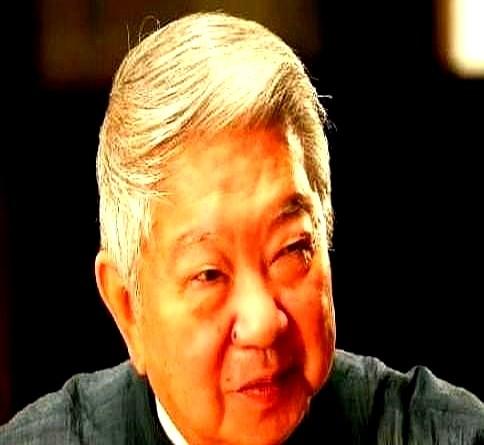 香港“老不正经”才子蔡澜谈“女人”一针见血，他说：一个女人能不能交往，看的不是美