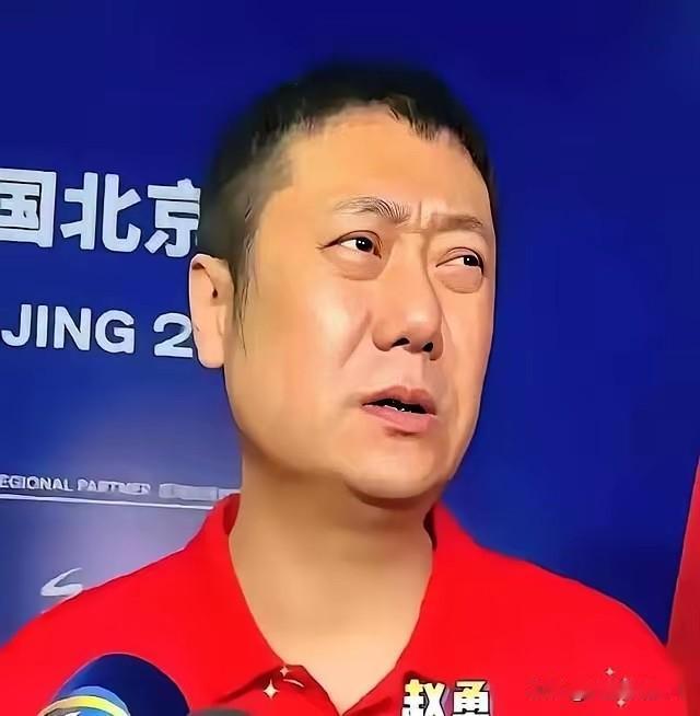 七问赵勇指导：1、第一局比分胶着的时候为什么派唐欣上去送分？2、第二局那