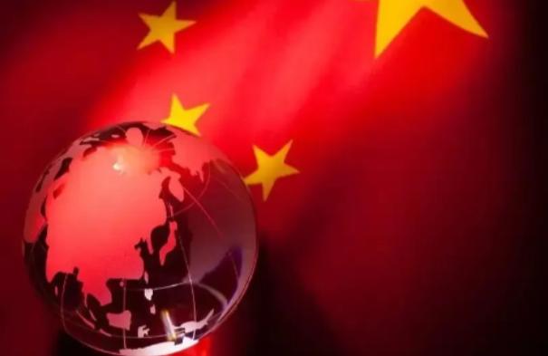 事情整得有点魔幻。过去提到“中国制造”，一大半人还停留在“纱、布、火柴”，谁能想