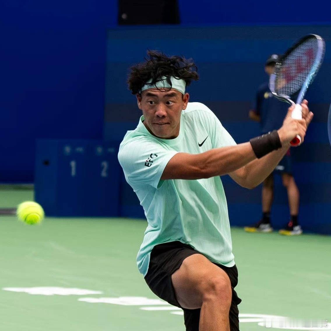 黄泽林将战周意ATP挑战赛首尔站1/4决赛，黄泽林直落两盘以6-36-4击败