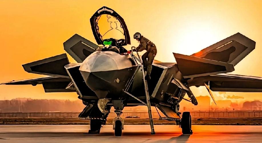 中日爆发大规模战争的风险正在上升，绝非普通冲突那么简单。这一判断，既源于日本的危