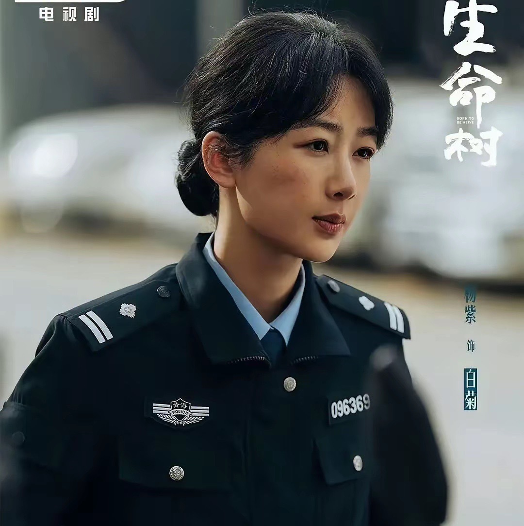 杨紫和杨幂的粉丝，即使把金鹰奖投票链接按冒烟了，作用应该也不大了，因为今年规则变