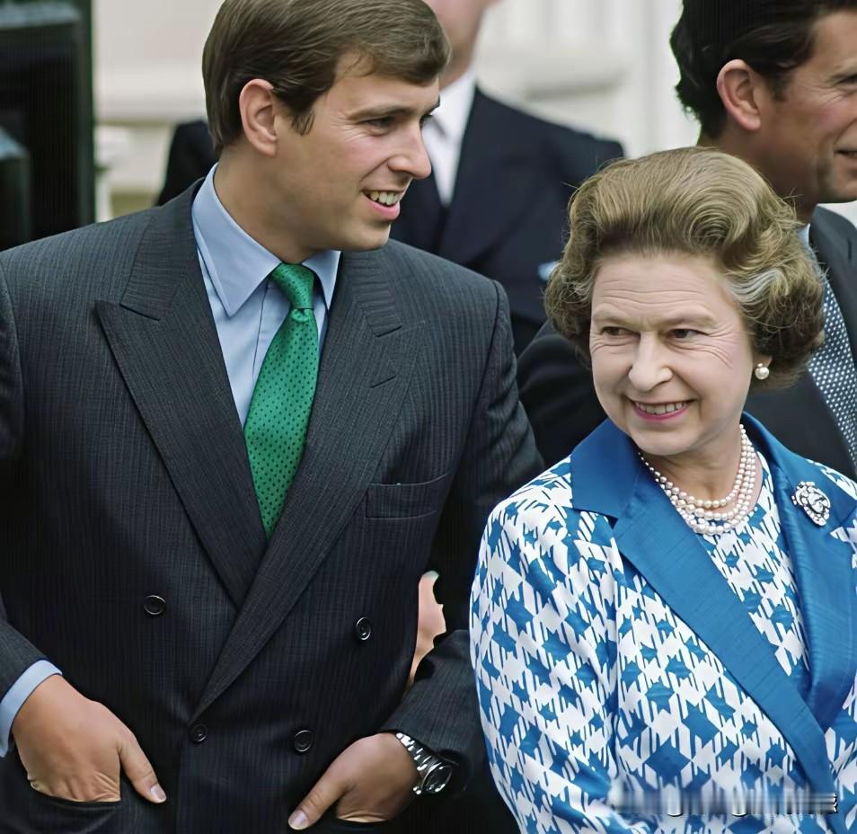 这个安德鲁，今年已经66岁了，都已经这个年龄了，还被给请了进去，虽然现在假释出来