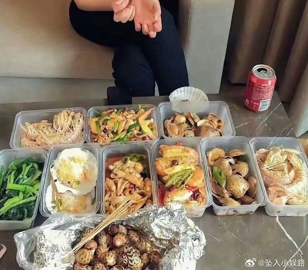 秦海璐有点浪费粮食了吧一顿能吃完吗？