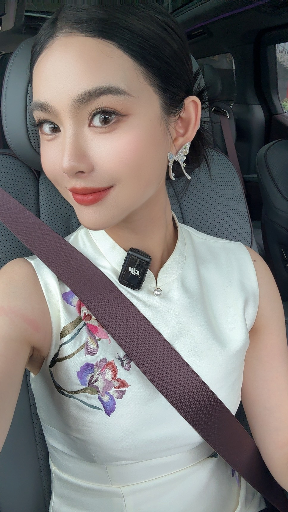 紫色安全带！是什么车？🚗你们肯定都知道​​​