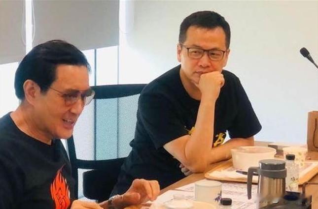 罗智强比徐巧芯清醒多了马英九还是对萧旭岑、王光慈提告了，而此前金溥聪特意再