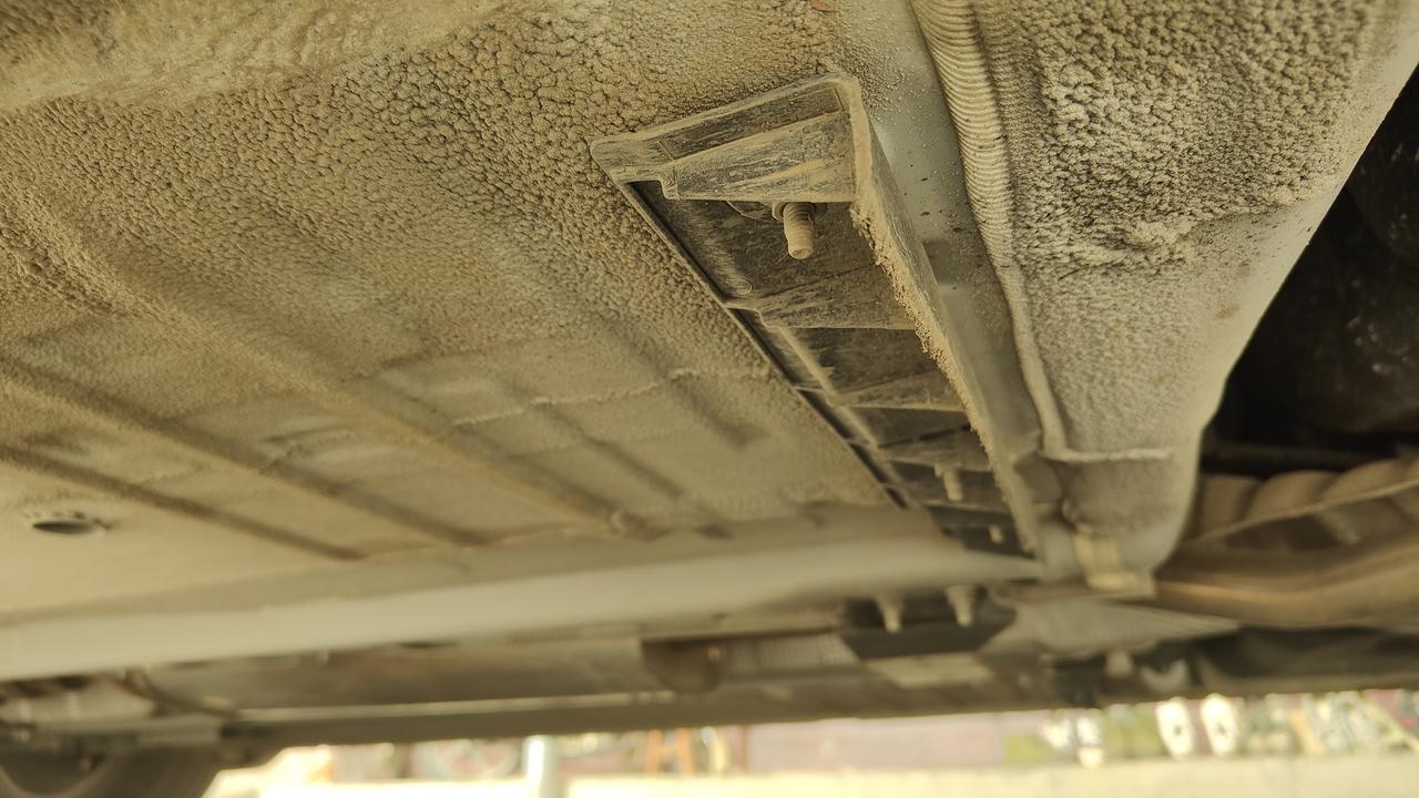 我还以为这个是铁的谁知道啊这是塑料的