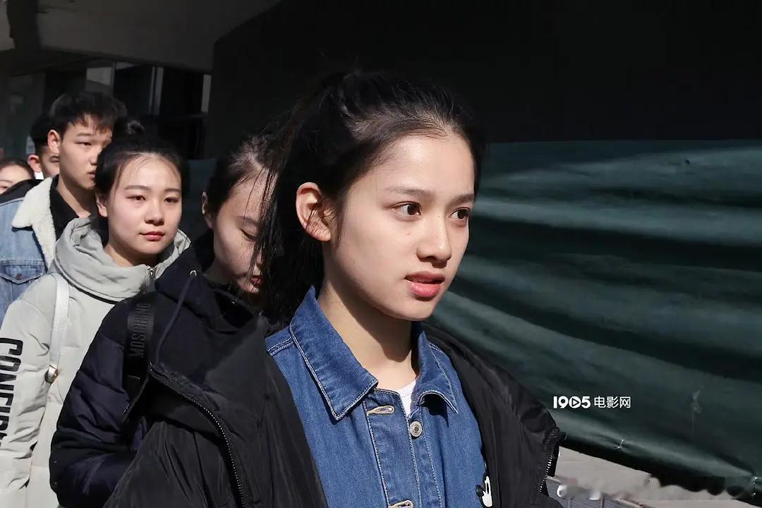 艺考时候的艺人都好青涩的新人美