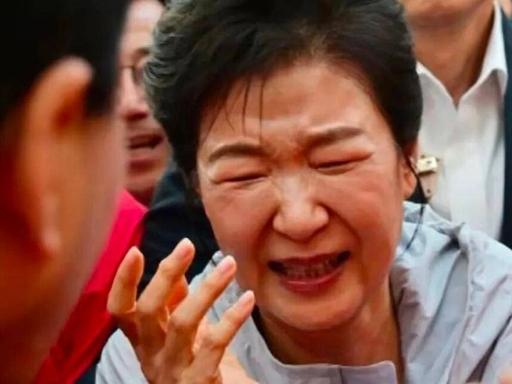 韩国前总统朴槿惠首次复出后，身体出现意外！6月3日韩国将举行新一届地方选举，为了