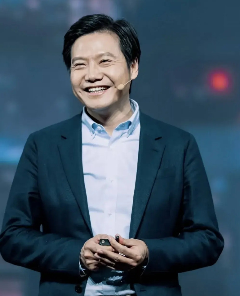 雷军告诉我们什么叫低调做人，高调做事！！雷军近几日做了两件特别重要的事，一定