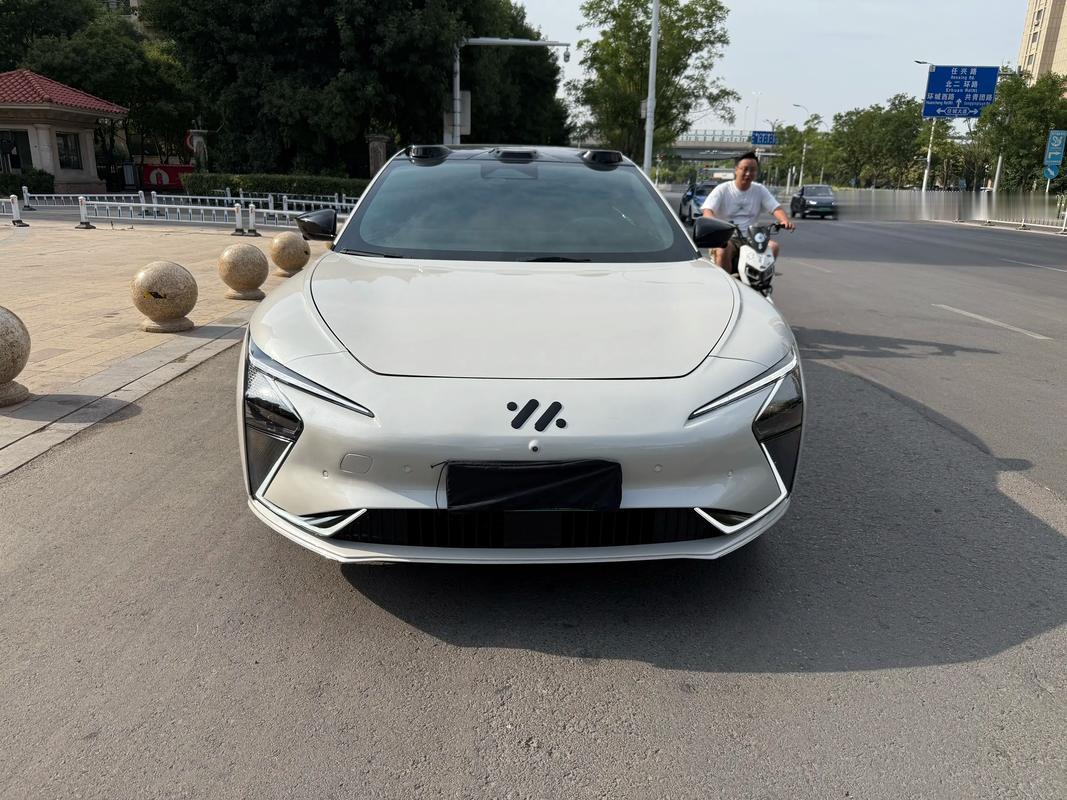 智己L7｜高端纯电旗舰，二手豪华平替捡漏王🚘如果你预算20万左右，想找一台高