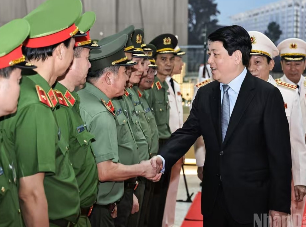 非常罕见！苏林缺席越南公安党委、公安部2025年上半年工作总结会议。越南四驾马车