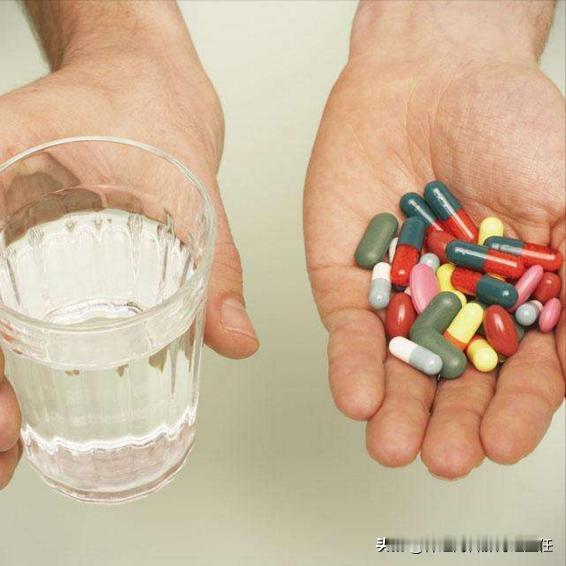 神经损伤，常吃甲钴胺？3大注意事项 1.是营养药不是止疼药甲钴胺就像是为