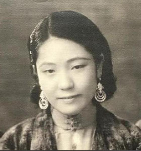 民国时期，广东一女子14岁嫁人，可结婚6年依旧没有怀孕，结果被丈夫一纸休书赶出家