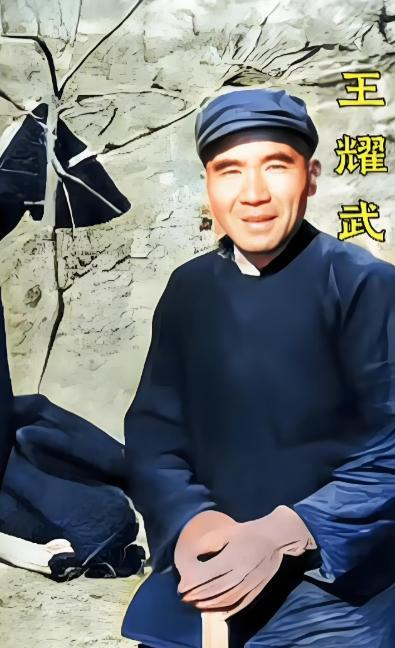 1953年，功德林监狱管理人员接到了一封由原国军中将、东北剿总副总司令范汉杰写的