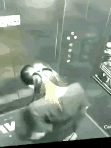 现在有些人在公共场合的行为真是让人惊掉下巴。就说河南那女子，在电梯里公然排便，这