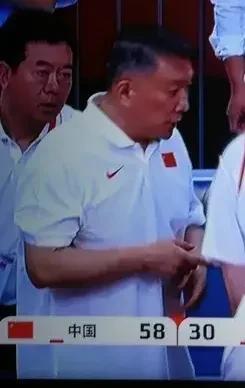 亚洲杯中国女篮热身赛的首秀，也没有看到宫鲁鸣担任主教练后带来什么新的东西，还是跟