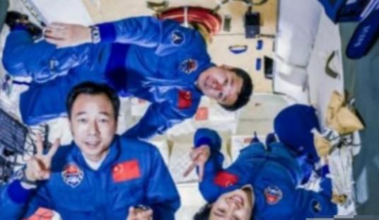 为什么大家都不提中国空间站了？没脸提，跟国际空间站差距太大，但不是中国空间站拿不