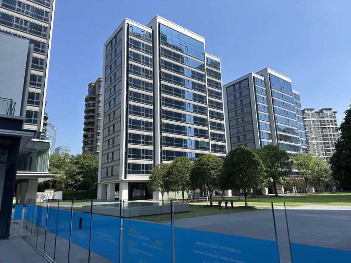 杭州市中心“鸽盘”突发领证, 顶楼房源要价1.16亿元