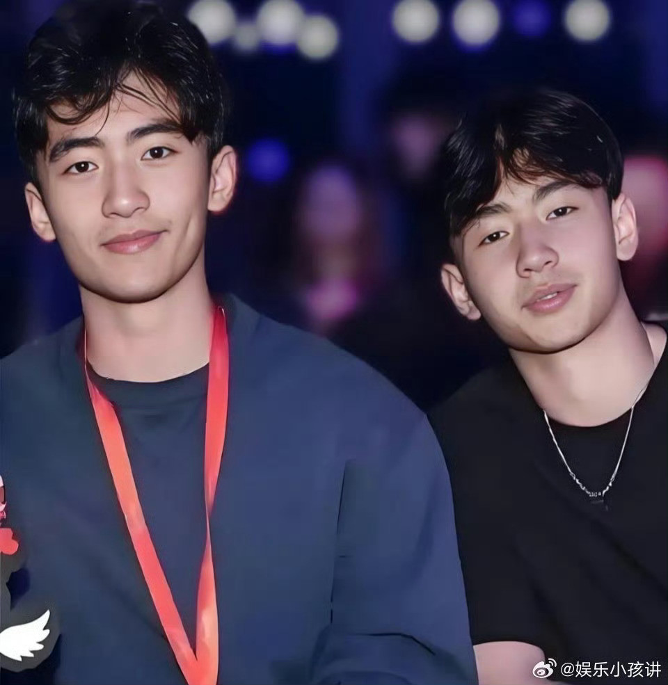 谢霆锋一家三代一个模子刻出来的？谢贤年轻时候帅了整个世纪，谢霆锋完美遗传，从少年