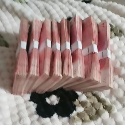一男子做生意，需要8万，亲戚朋友都不借给他，最后他妹妹背着妹夫借给了他。四年后，