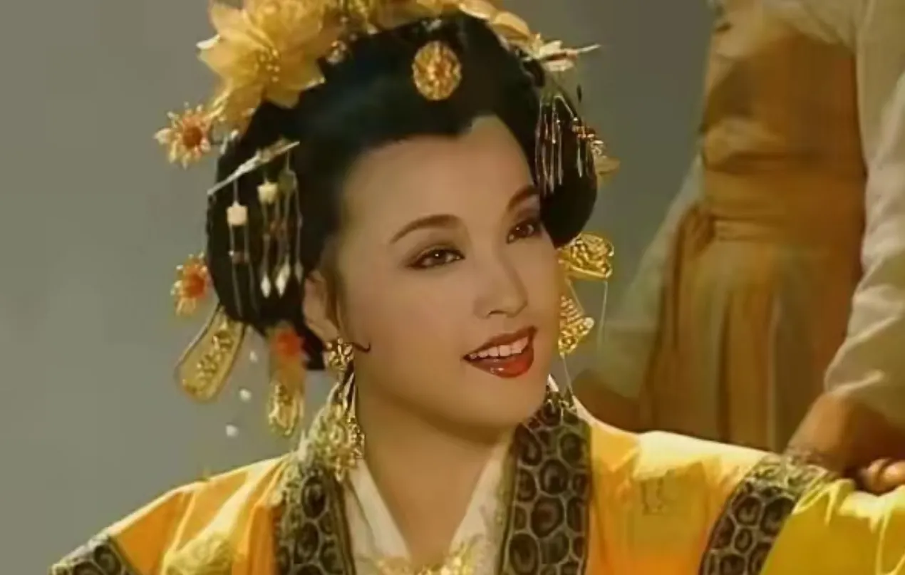 武则天为什么把江山还给李家？因为她解决不了隔代继承人的问题。核心问题是如果武氏