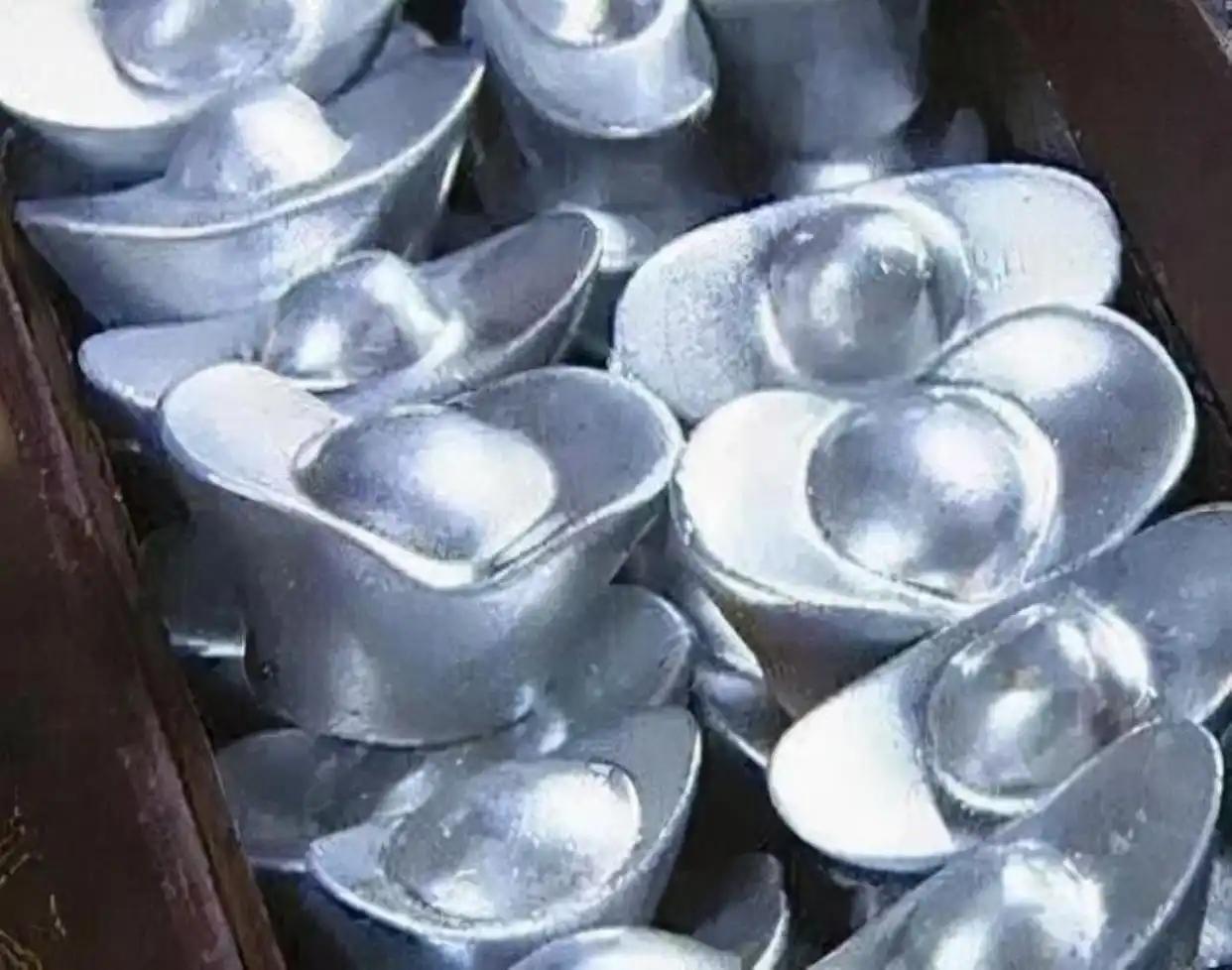 清朝存100两银子，算富裕之家吗？答案跟你想的不一样《红楼梦》里，刘姥姥看见