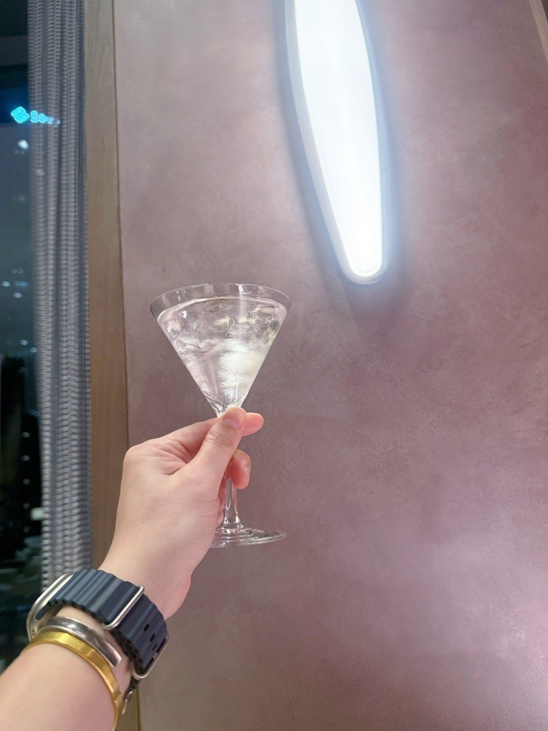 “众人皆醉我独醒”是什么值得骄傲的事情吗？这世上喝酒的人很多，又有几个人是真的爱