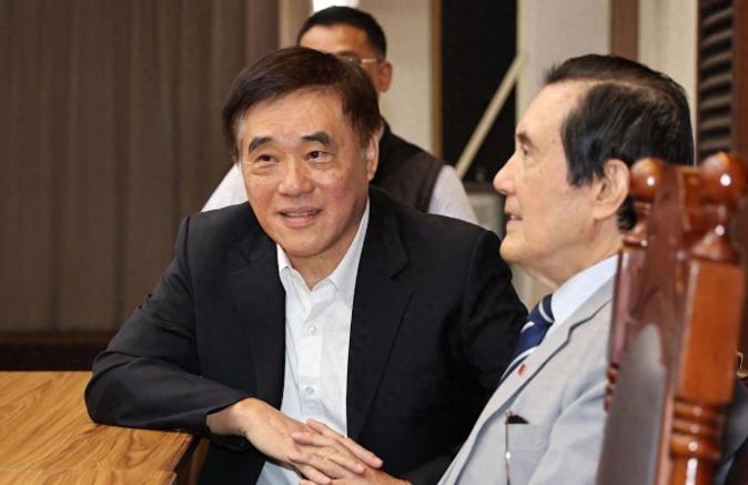 投票倒数10天，侯友宜张善政接连力挺郝龙斌，郑丽文或大势已去国民党主席选举眼