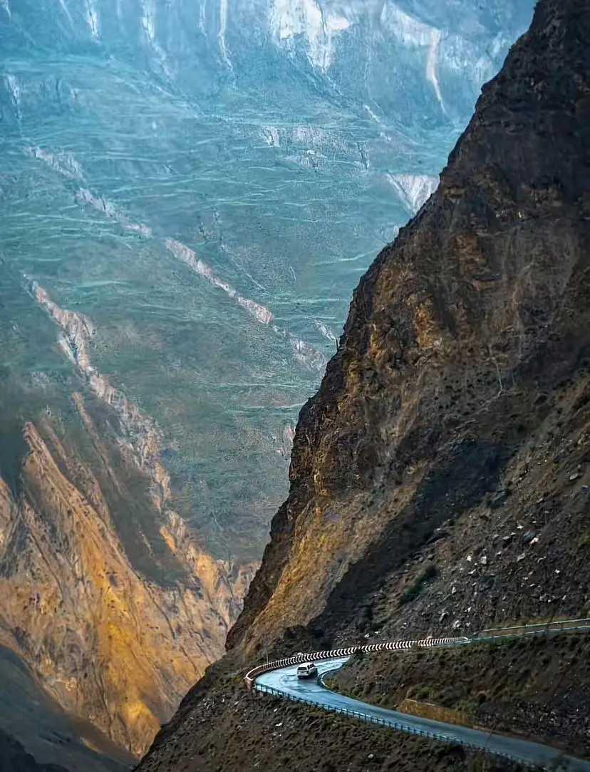 终于知道摄影师为什么不给大家看原片了。