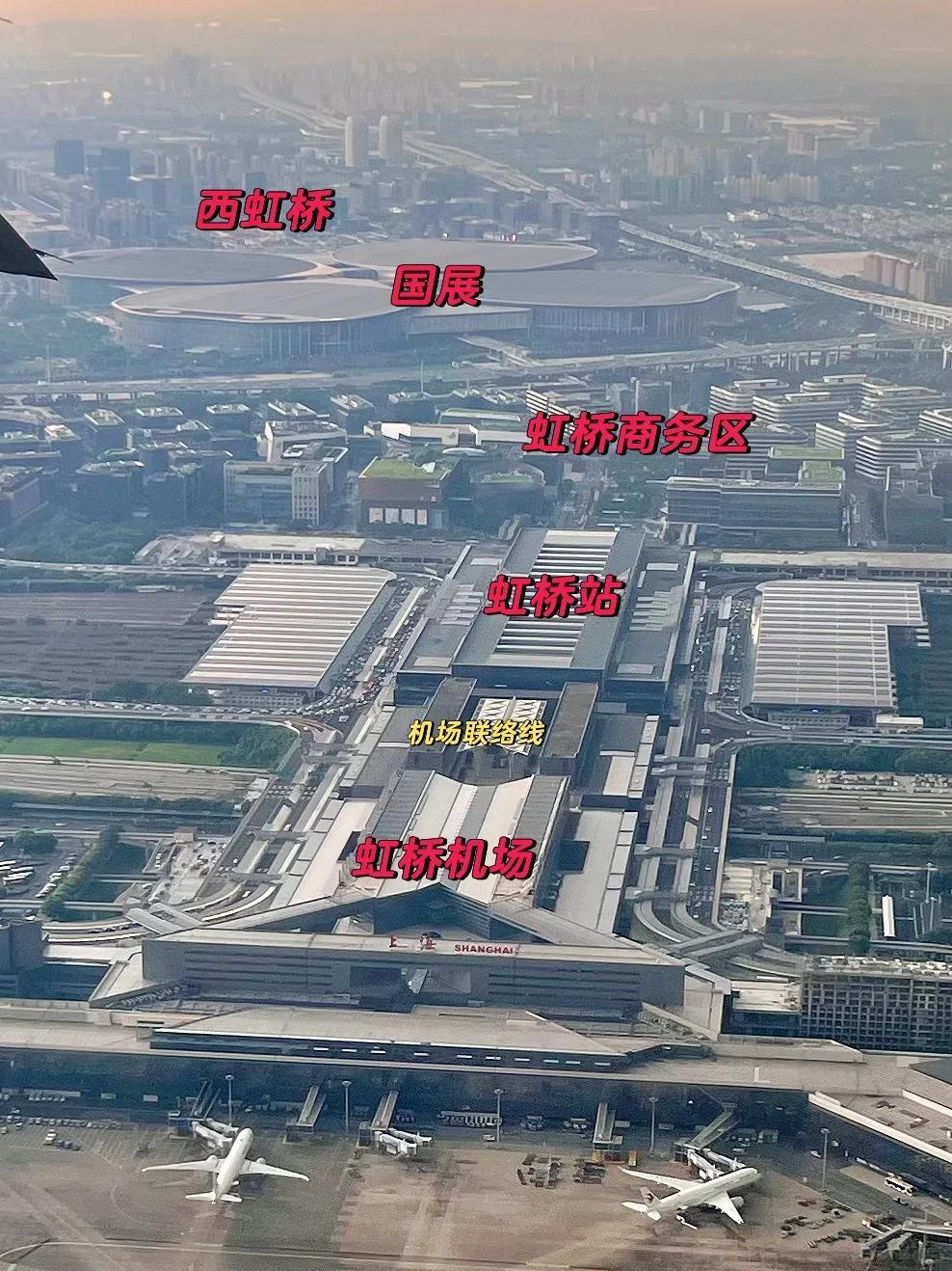 上海地图像块饼，而且6000多平方公里除了个百米佘山其余都是平原，市区又几乎在中