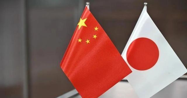 8月25日，日本访问团抵达北京，姿态仍然相当强硬！说起来这事儿挺有意思