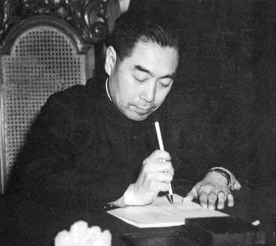 蒋介石为什么不敢动周恩来？若动他，估计老蒋整个嫡系都得反？要说周恩来作为我党的核