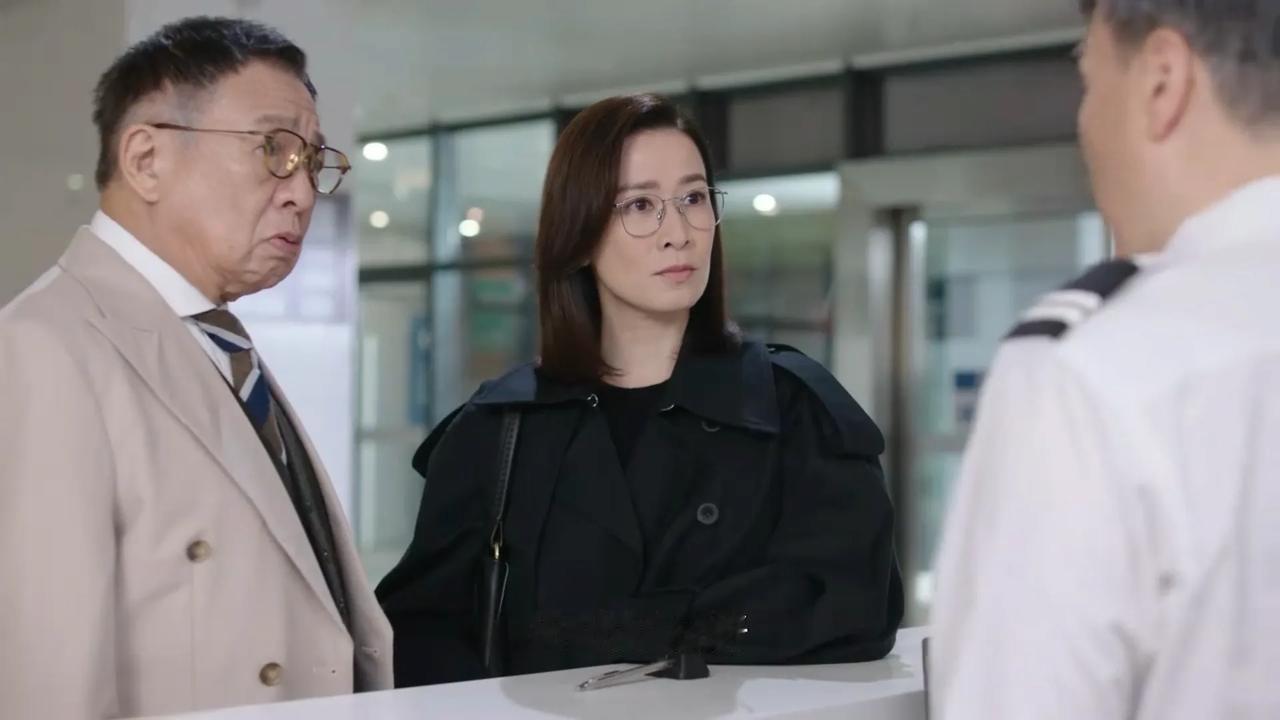 大状就是大律师，有着很高的社会地位，尤其是香港，台湾，欧洲国家，剧集里的他们都是