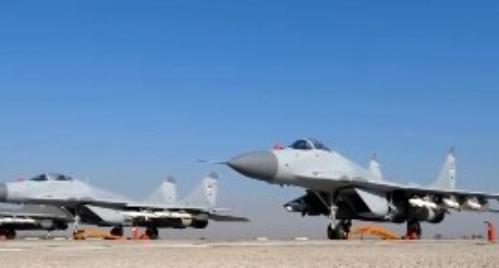 果不其然，战斗机一出动，南海就安静了。前几天菲律宾才刚刚把演习区域划出来，宣称