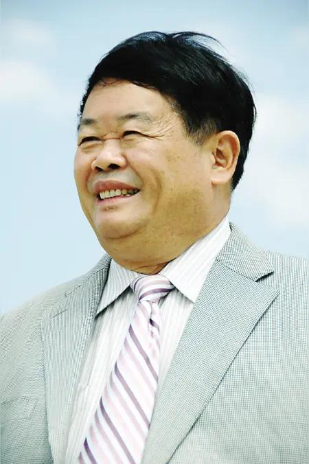 2020年，主持人问曹德旺:“你身家百亿，捐款累积已高达160亿，为什么却只给自