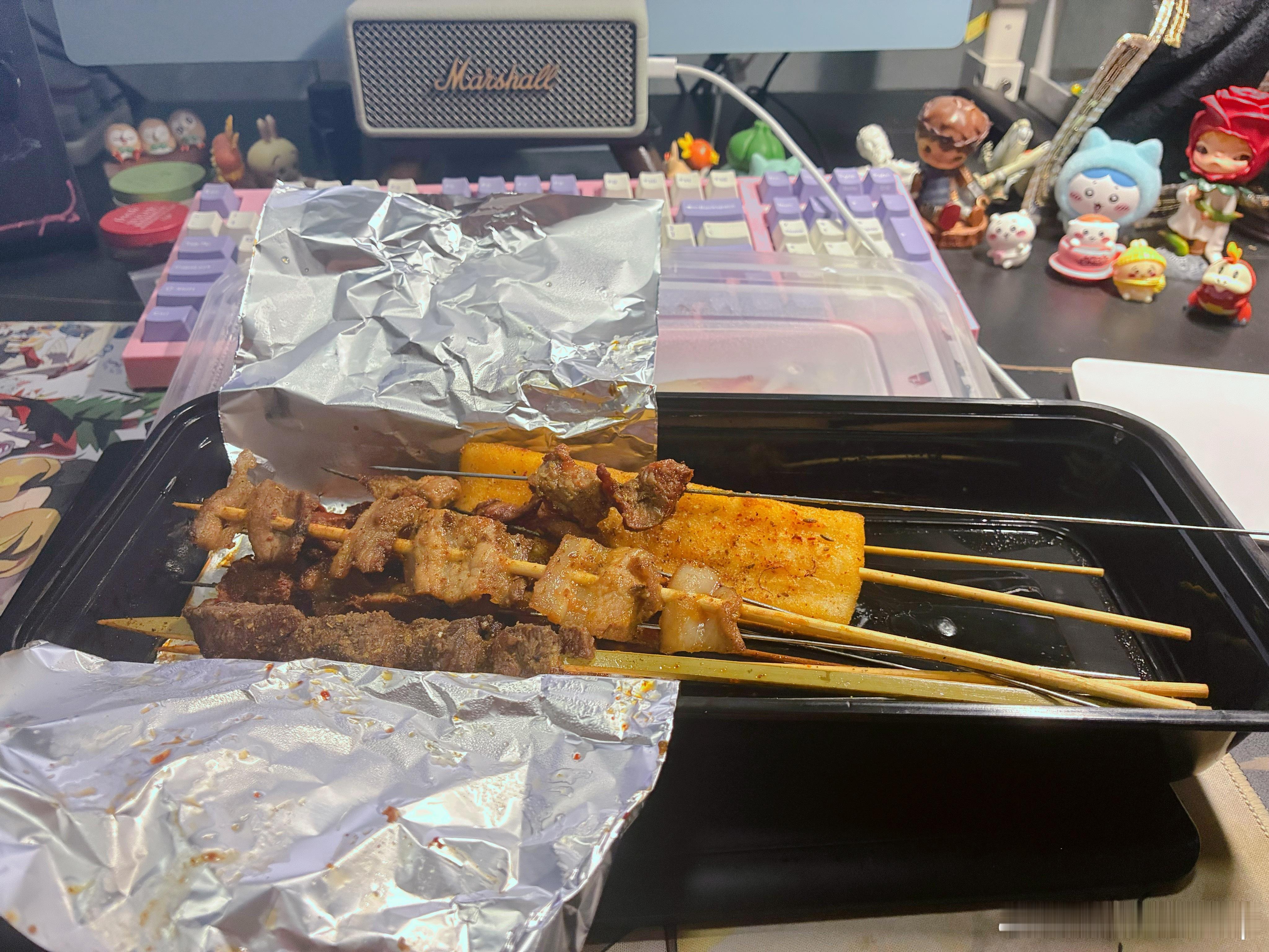 虽然没有吃早饭（早上起不来）但是我一天吃四顿吧​​​