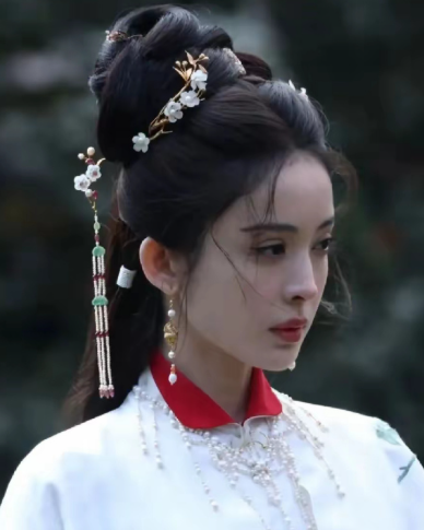 终于找到娜扎不适合古装的原因了​​​