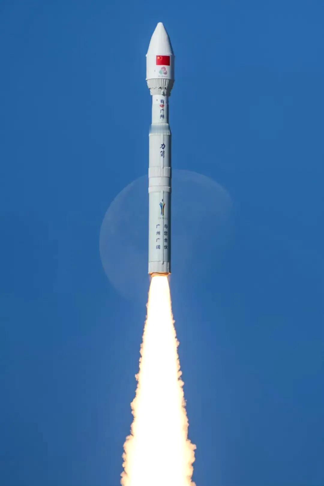 厉害了，今天一日三箭还不消停明天中午12时左右，中科宇航的力箭一号又要出征了，