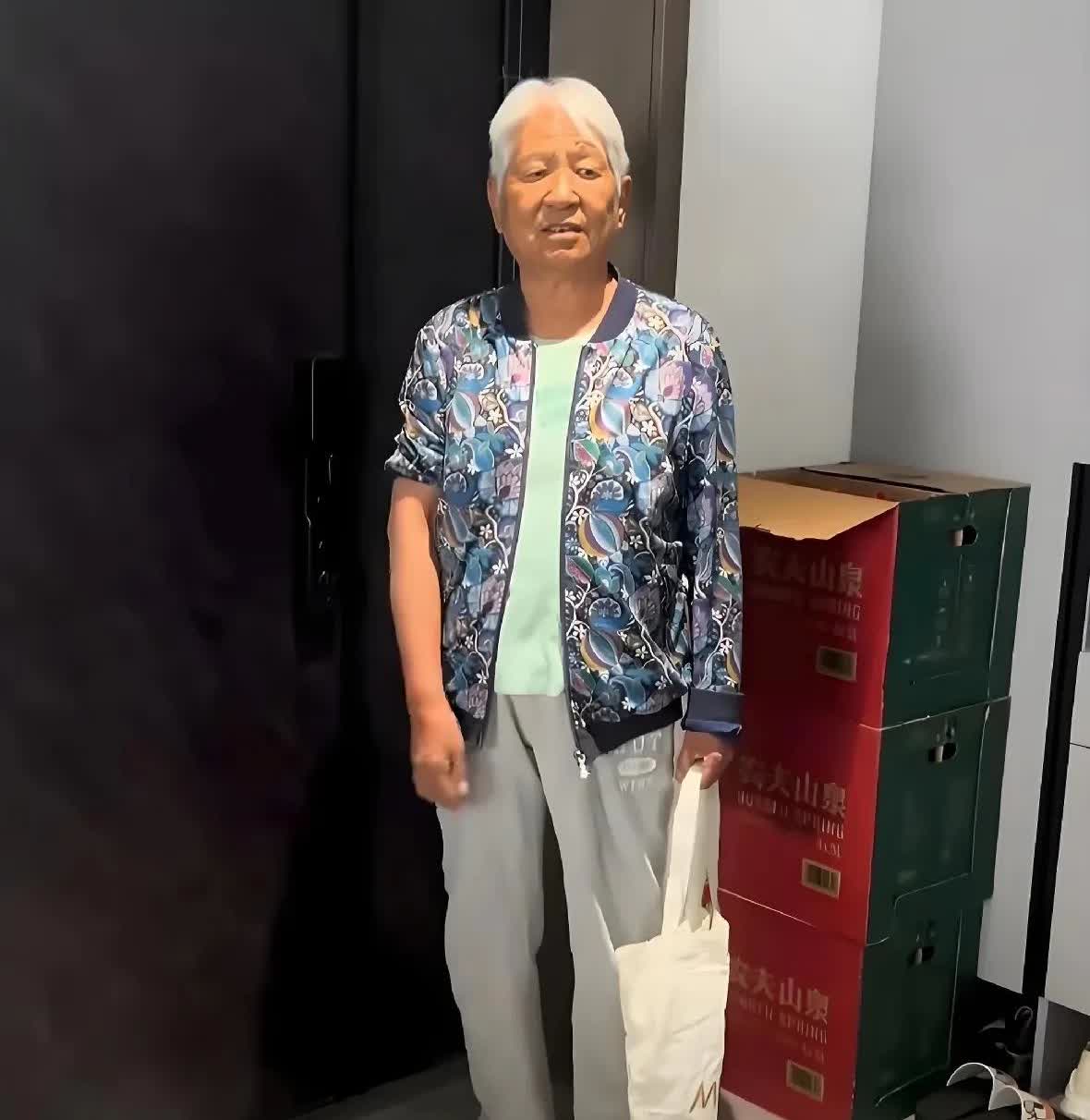 岳云鹏告诉我们一个道理：底层人生十个娃，只要一个有出息，全家都可脱离底层!近