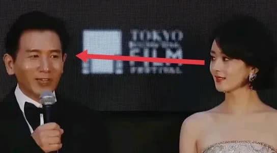 赵丽颖啊赵丽颖，你和冯绍峰离婚，我忍！你和林更新被传绯闻，我也忍！但