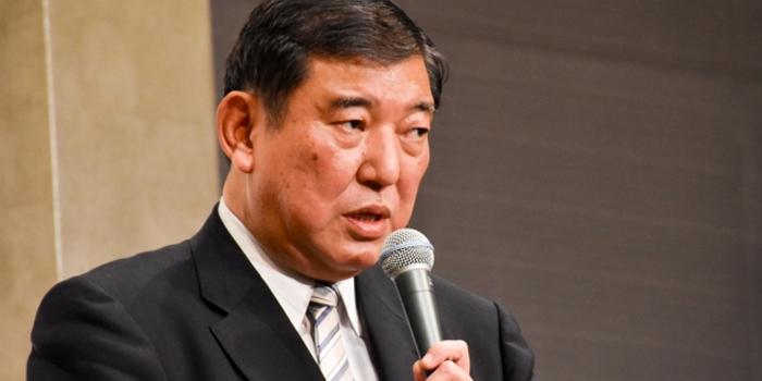 看来，石破茂这老小子是个明白人，难怪中日关系在他手中出现了缓和迹象。 12月