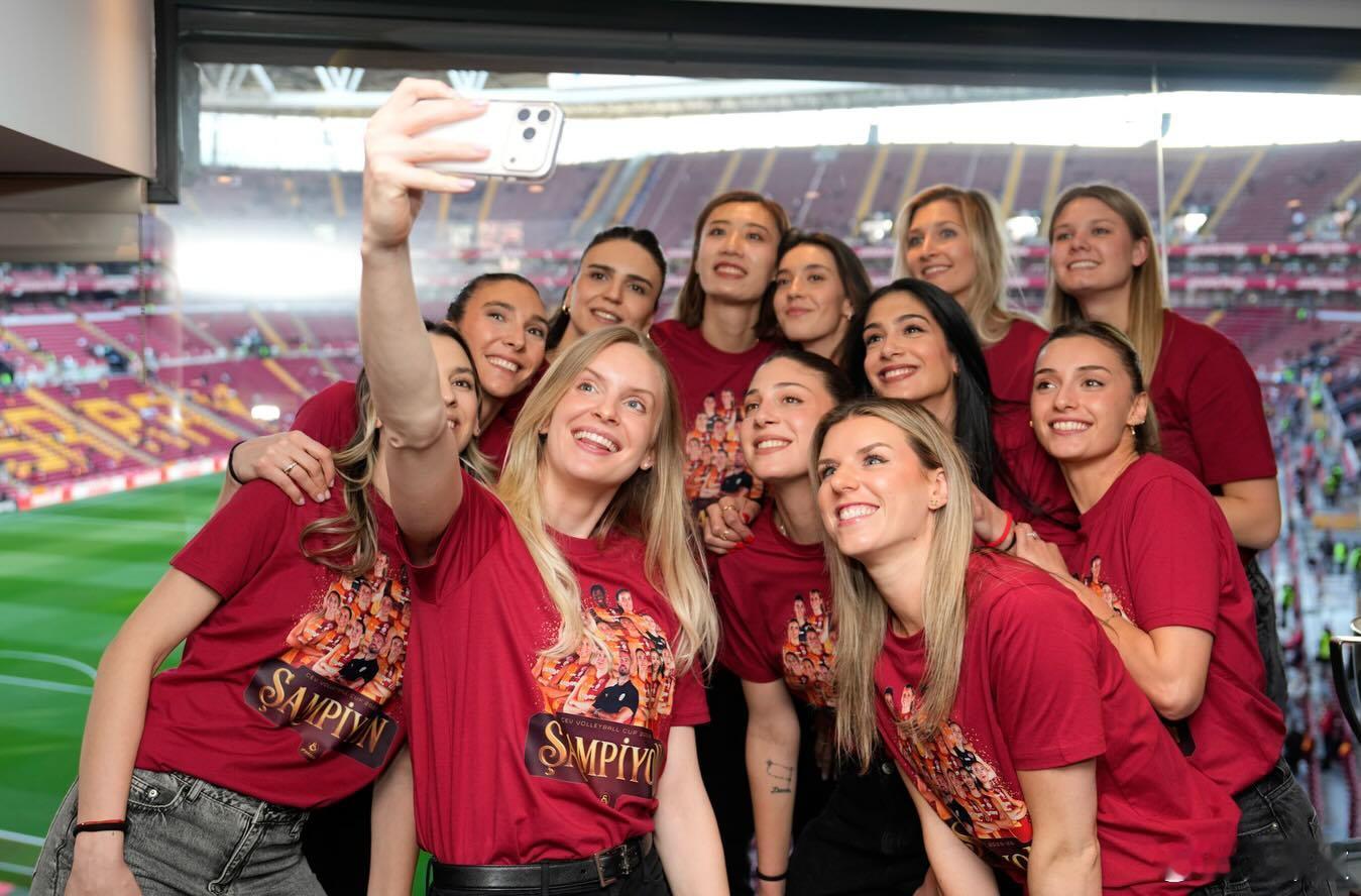 王媛媛国际排坛动态王媛媛在加拉塔萨雷队打得风生水起，与此同时她也深刻感受到了中外