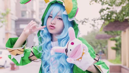 bjd彩铅化妆教程_男扮女装化妆视频_圆脸初学