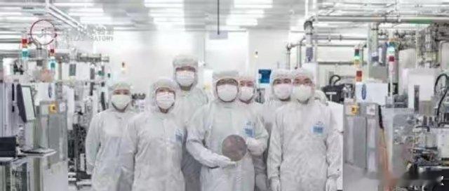 光子革命：中国造出“铌”盘芯片，量子赛道弯道超车上海交大无锡光子芯片研究院（CH