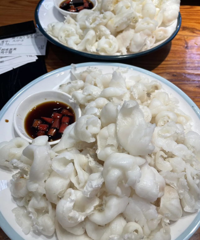 这是上海的什么美食，吃起来嘎嘣脆