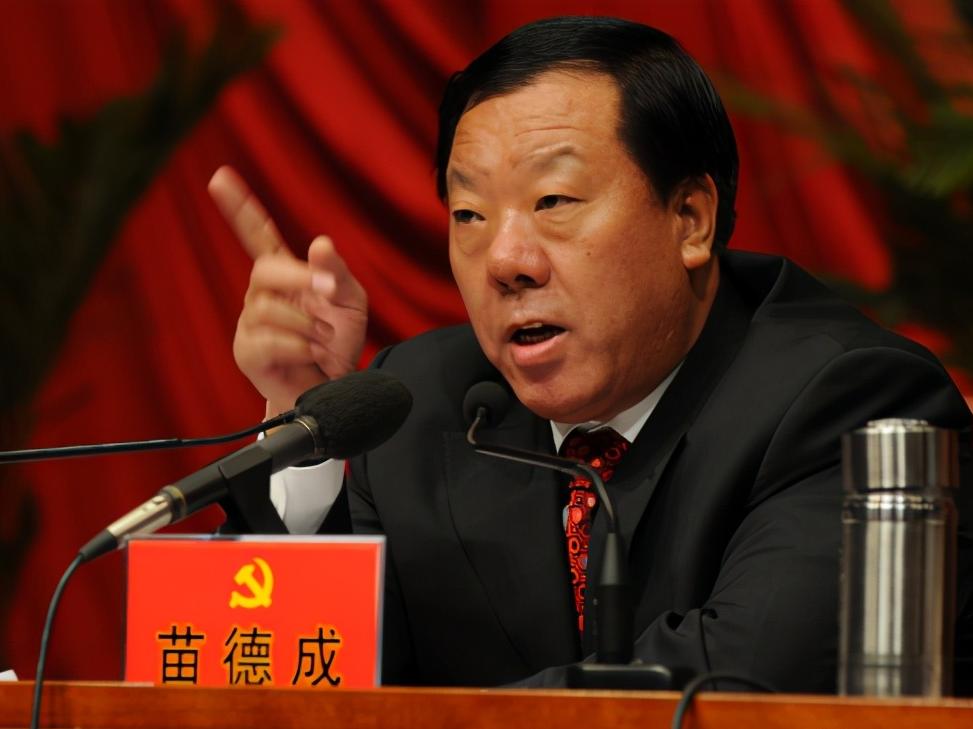 副市长兼县委书记为什么容易出事？不是人坏，是权力太集中——副市长的协调权加上县委
