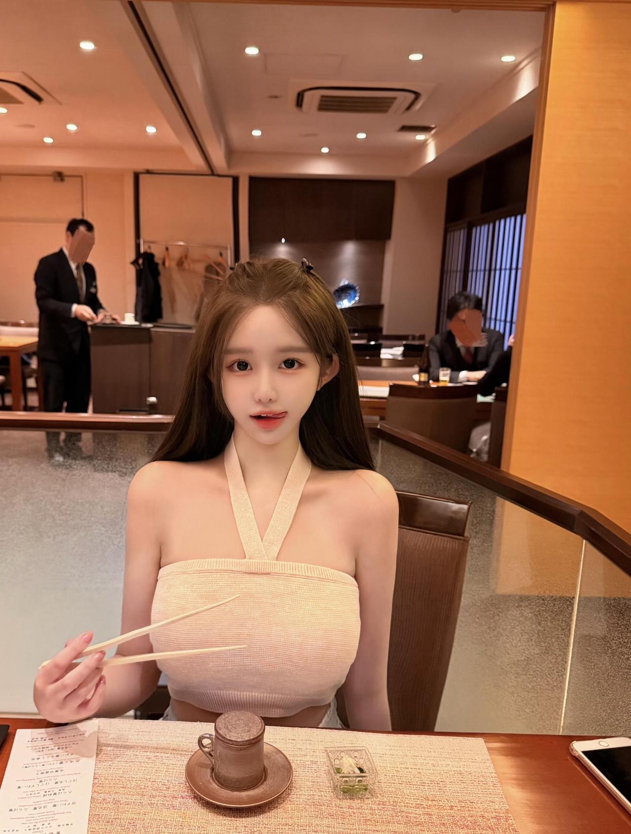 好吃的太多了螃蟹脑袋🦀