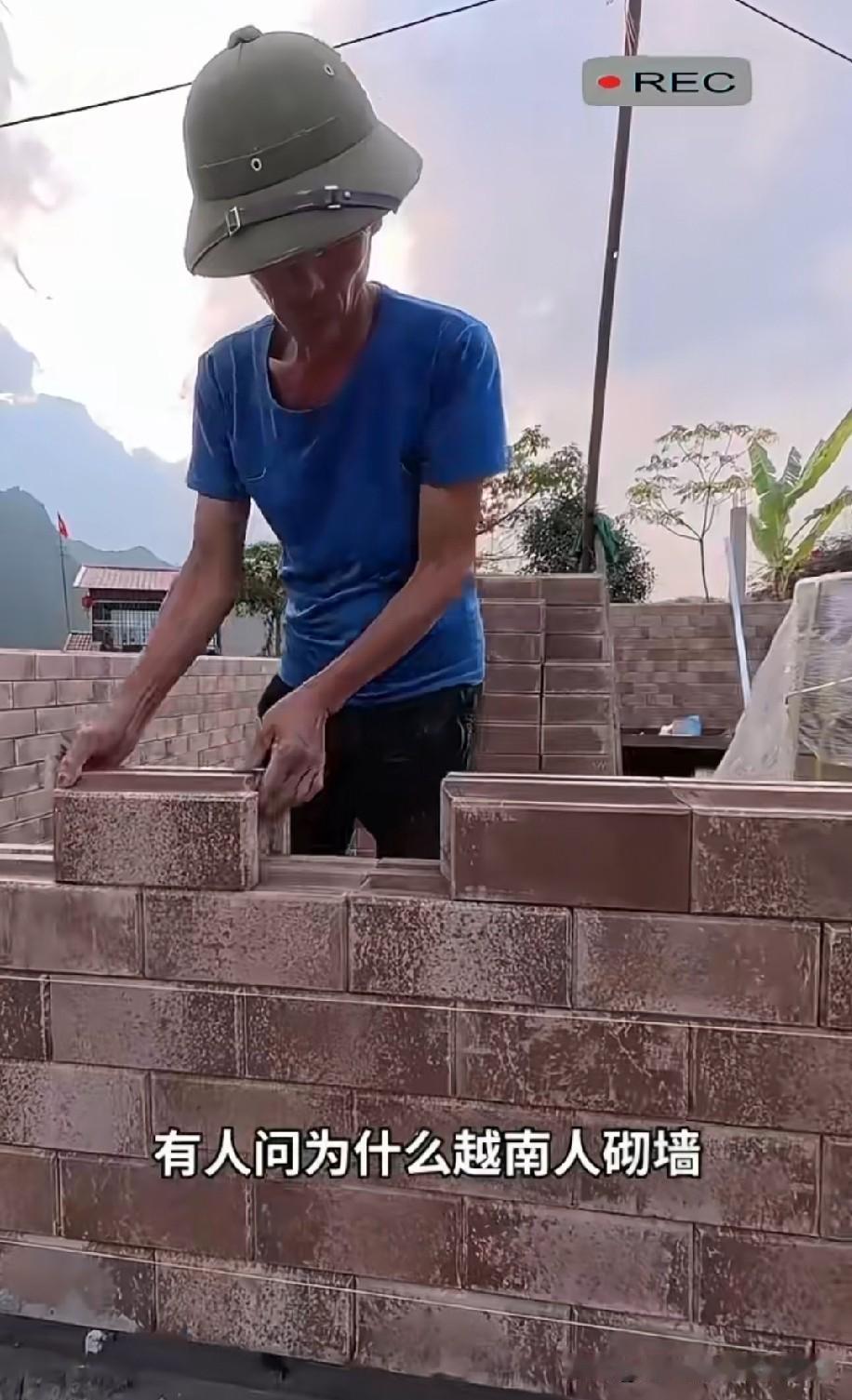不过这样的砖应该建不了高楼，而且不抗地震！
